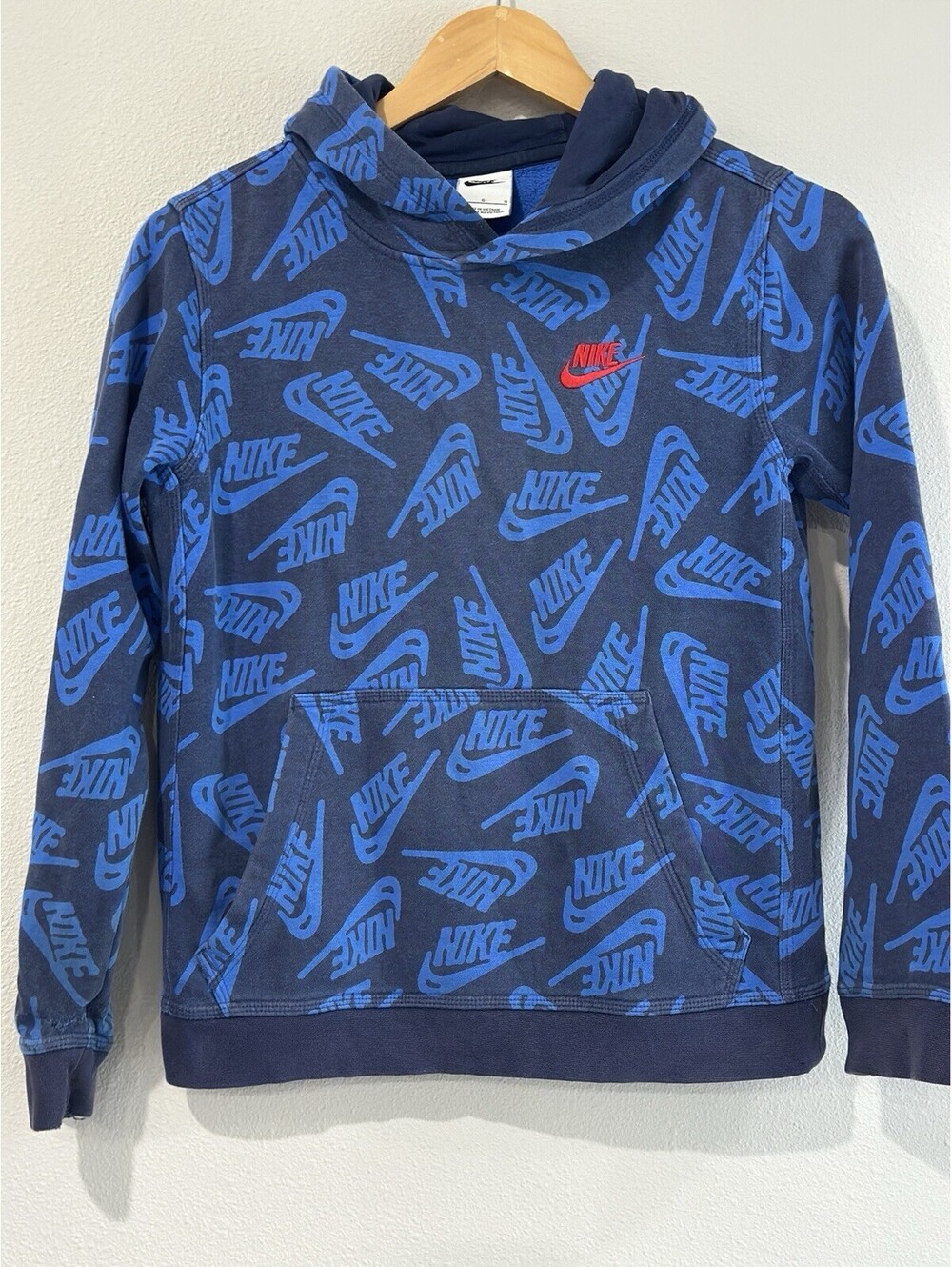 Nike Club Fleece All-Over Print Futura Logo Pullover Hoodie, Youth Size Large